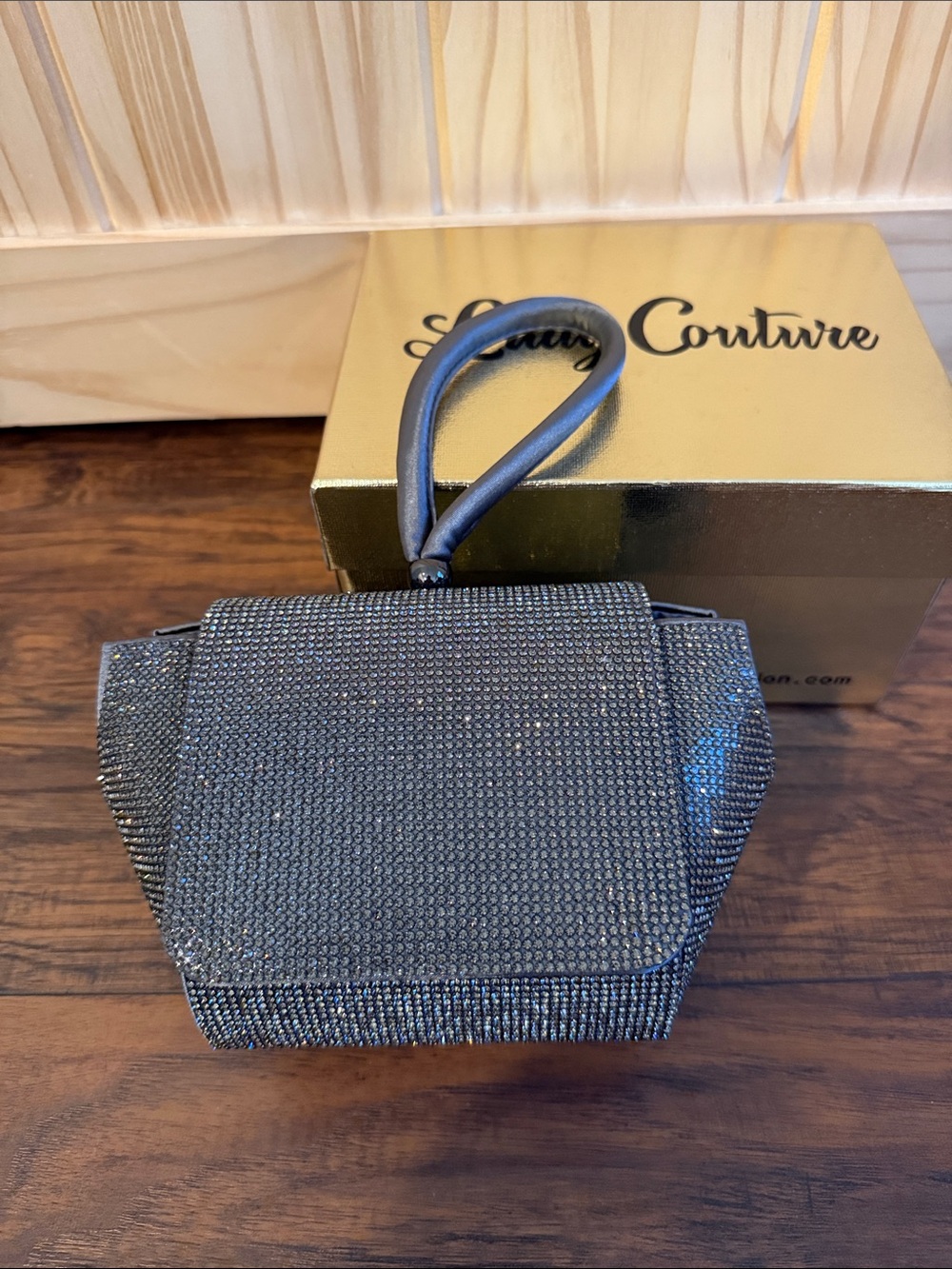 Like New Lady Couture Silver Renee Special Occasion Purse Pewter